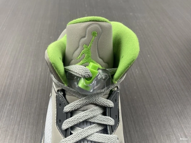 Bmlin 5 Jordan Retro (2022) Bean DM9014-003 Green 0825